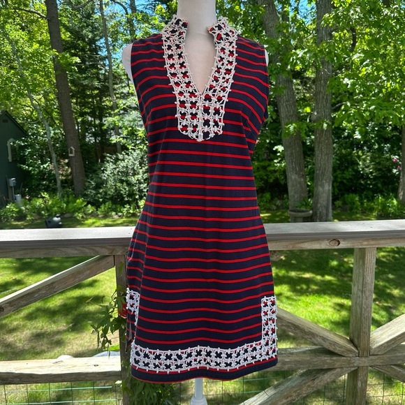 Sail to Sable Star Spangled Shift Dress Size S in Navy/Red Stripe - Picture 1 of 11